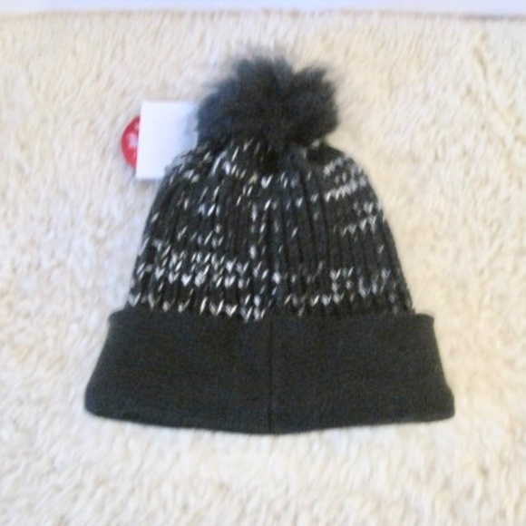Juicy Couture Knit Beanie With Pom Pom - Picture 5 of 12